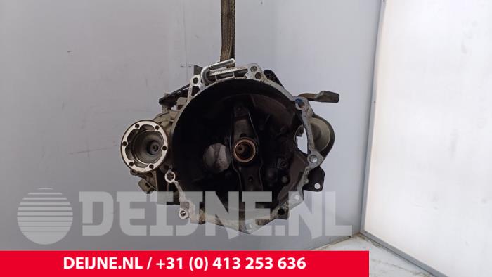 Volkswagen Caddy Gearbox O289538