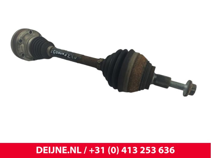 Gebruikte Steekas links-voor Volkswagen Caddy III (2KA,2KH,2CA,2CH) 1.6 TDI 16V Prijs € 72,60 Inclusief btw aangeboden door van Deijne Onderdelen Uden B.V.