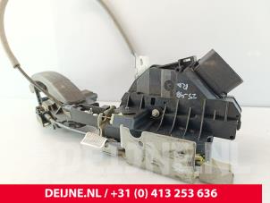Ford Transit Connect Minibus/van rear door lock mechanism O289597 photo 3