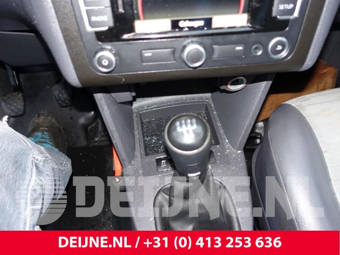 Gebruikte Pook Volkswagen Caddy III (2KA,2KH,2CA,2CH) 1.6 TDI 16V Prijs € 60,50 Inclusief btw aangeboden door van Deijne Onderdelen Uden B.V.