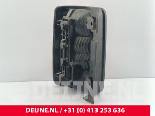 Volkswagen Caddy Taillight, right O289624 photo 3