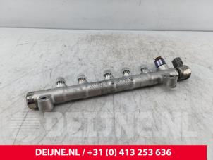 Gebruikte Injector brug Volvo V60 II (ZW) 2.0 D3 16V Prijs € 49,00 Margeregeling aangeboden door van Deijne Onderdelen Uden B.V.