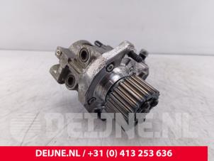 Gebruikte Brandstofpomp Mechanisch Volvo V60 II (ZW) 2.0 D3 16V Prijs € 400,00 Margeregeling aangeboden door van Deijne Onderdelen Uden B.V.