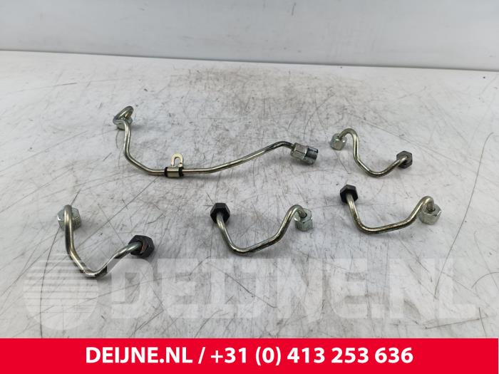 Gebruikte Brandstofleiding hogedruk Volvo V60 II (ZW) 2.0 D3 16V Prijs € 50,00 Margeregeling aangeboden door van Deijne Onderdelen Uden B.V.