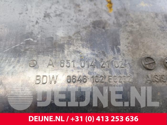 Gebruikte Carterpan Mercedes Vito (639.6) 2.2 110 CDI 16V Euro 5 Prijs € 89,54 Inclusief btw aangeboden door van Deijne Onderdelen Uden B.V.