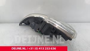 Gebruikte Rechter Koplamp Opel Movano 2.3 CDTi 16V FWD Prijs € 193,60 Inclusief btw aangeboden door van Deijne Onderdelen Uden B.V.