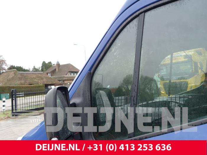 Opel Movano Dreieckfenster links vorne O289828