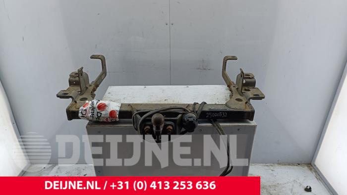 Opel Movano Towbar O289849