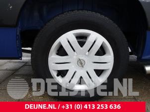 Opel Movano Velgen set O289850 foto 2