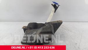 Ford Transit Connect Scheibensprühertank vorne O289871 foto 2