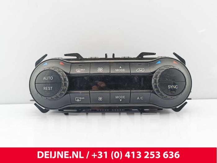 Mercedes Vito Heizung Bedienpaneel O289902
