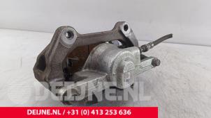 Lynk & Co 01 Remklauw (Tang) links-voor O289959 foto 3