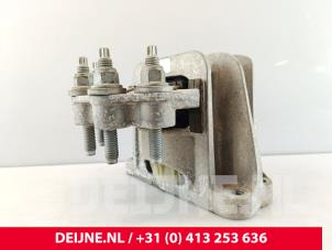 Gebruikte Motorsteun Ford Transit Custom 2.0 TDCi 16V Eco Blue 130 Prijs € 30,25 Inclusief btw aangeboden door van Deijne Onderdelen Uden B.V.
