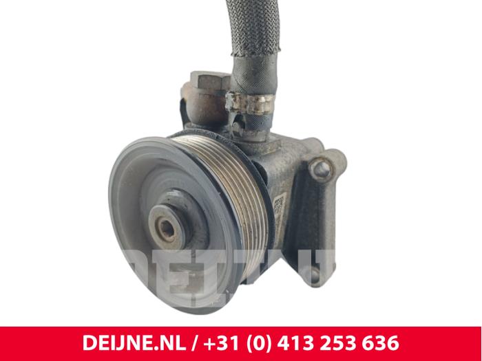 Gebruikte Pomp Servo Fiat Ducato (250) 2.3 D 180 Multijet Prijs € 96,80 Inclusief btw aangeboden door van Deijne Onderdelen Uden B.V.