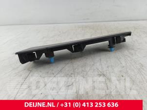 Nissan NV200 Schmutzfänger Leiste O290095 foto 2