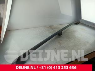 Volvo V70 Roof rack kit O290161 photo 2