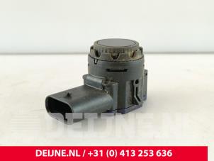 Gebruikte PDC Sensor Mercedes eSprinter 3,5t (907.6/910.6) 314 Prijs € 30,25 Inclusief btw aangeboden door van Deijne Onderdelen Uden B.V.