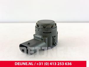 Gebruikte PDC Sensor Mercedes eSprinter 3,5t (907.6/910.6) 314 Prijs € 30,25 Inclusief btw aangeboden door van Deijne Onderdelen Uden B.V.