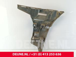 Volvo V70 Front bumper bracket, right O290198 photo 2
