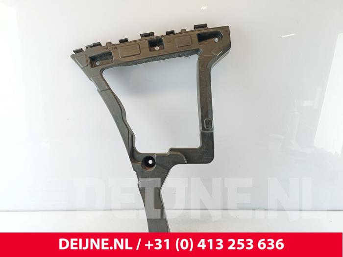 Lynk & Co 01 Rear bumper bracket, left O290200