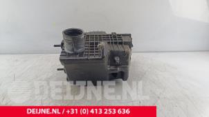 Nissan NV400 Luftfiltergehäuse O290202 foto 3