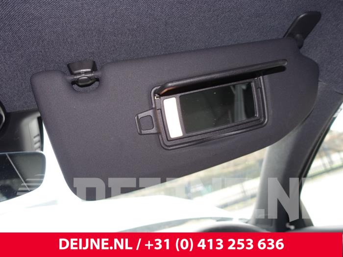 Volvo XC40 Sonnenblende O290258