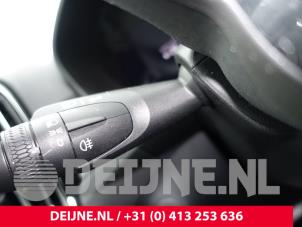 Volvo XC40 Steering column stalk O290222 photo 2
