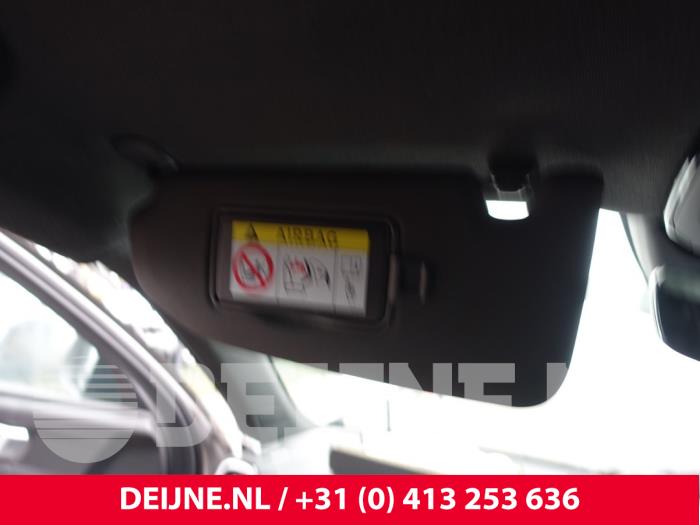 Volvo XC40 Sonnenblende O290257