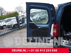 Peugeot Partner Minibus/van rear door O290307 photo 2