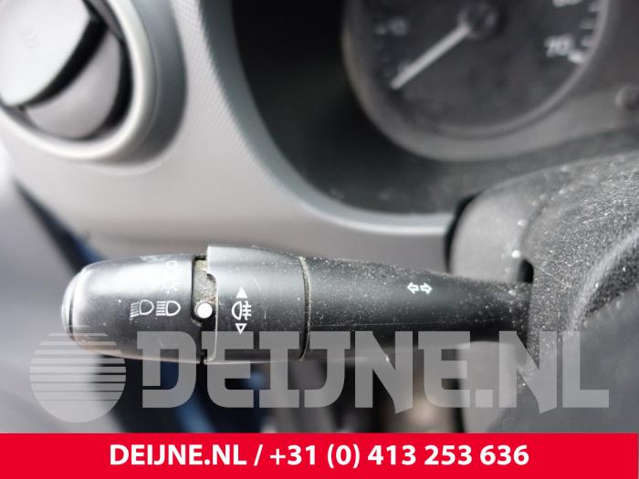 Peugeot Partner Kombischalter Lenksäule O290317