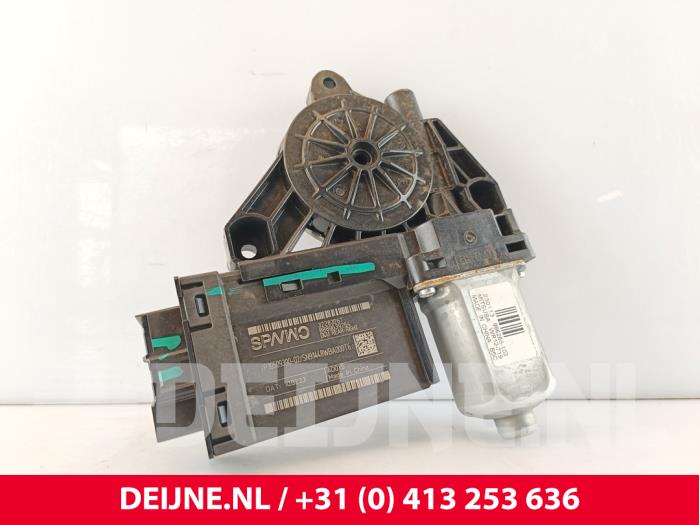 Lynk & Co 01 Fenstermotor Tür O290378