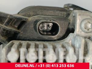 Volvo C40 Fog light, front left O290388 photo 3