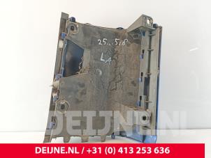 Volkswagen Transporter Bumperhoek links-achter O290390 foto 2