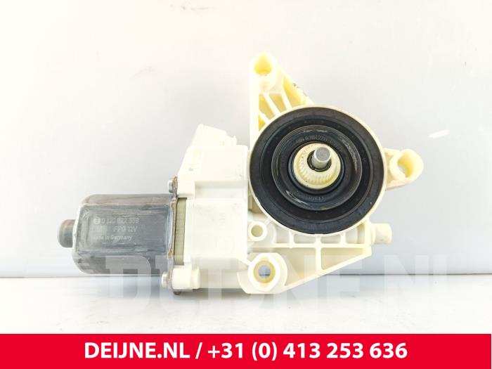 Mercedes eVito Fenstermotor Tür O290402