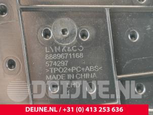 Lynk & Co 01 Dashboard sierlijst O290414 foto 3