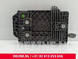 MG MG5 Electric Batterieträger O290417 foto 2