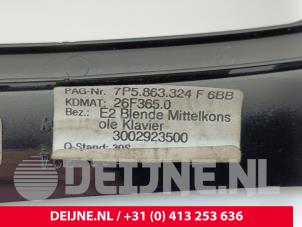 Porsche Cayenne Middle console O290423 photo 3