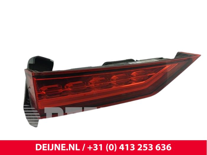 Volvo V60 Taillight, left O290428