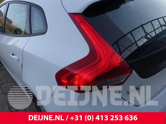 Volvo V40 Rücklicht links O290526