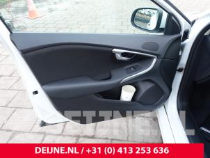 Volvo V40 Portier 4Deurs links-voor O290551 foto 2