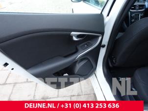 Volvo V40 Portier 4Deurs links-achter O290550 foto 2