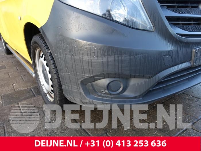 Mercedes eVito Stoßstange vorne O290695
