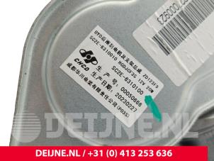 BYD Atto 3 Ruitenwissermotor achter O290631 foto 3