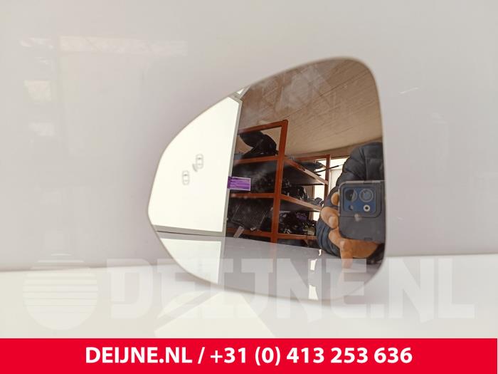 Lynk & Co 01 Spiegelglas links O290806