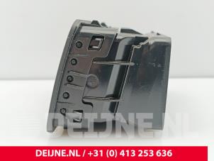 Volkswagen Caddy Dashboard vent O290797 photo 3
