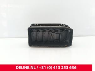 Volkswagen Caddy Dashboard vent O290797 photo 2