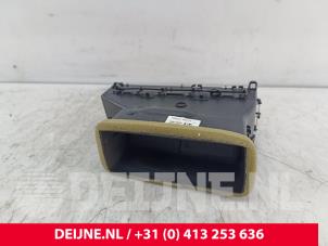 Volvo V90 Luchtrooster Dashboard O290761 foto 3