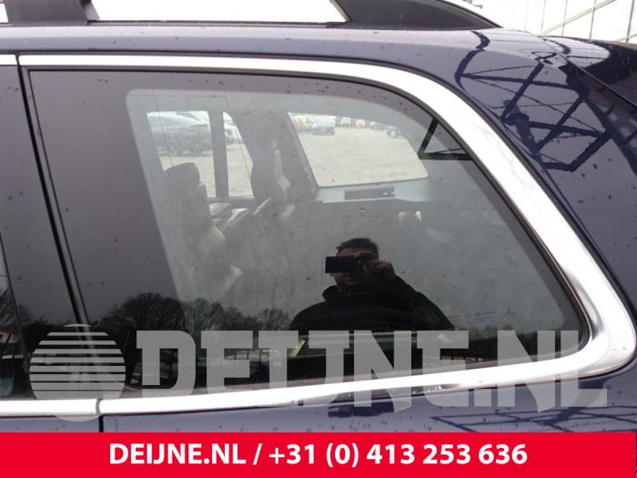 Volvo XC90 Zusätzliches Fenster 4-türig links hinten O290849