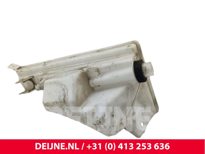 Volvo XC90 Scheibensprühertank vorne O290874