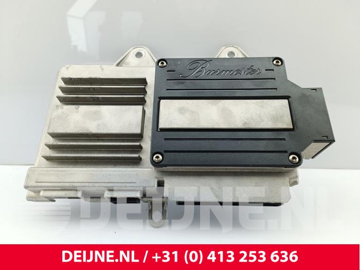 Porsche Cayenne Radio versterker O290620